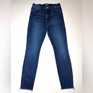 Mother High Waisted Looker Ankle Fray Jeans Tongue And Chic Size- 26
